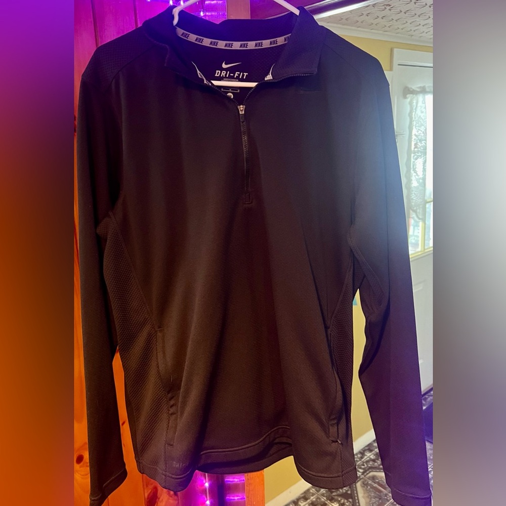 Nike Dri-Fit Lightweight Pullover
